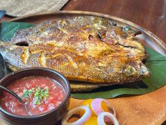 傣族豆豉鲈鱼-花马天堂云南餐厅 Lost Heaven(外滩店)