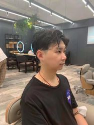 点击看大图 -藤野造型·专业烫染店