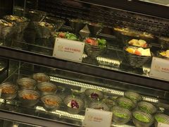 面包甜点陈列柜-半岛翡丽海鲜自助餐厅(观风亭店)