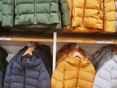 -优衣库(太原龙湖万达广场店)