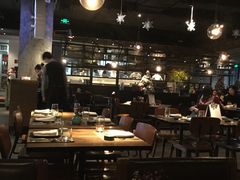 大堂-Carbon莫卡哆·意大利复古集市餐厅(杭州大厦店)