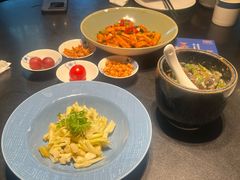 -凤凰湘语·平价海鲜餐厅(浦东旗舰店)