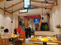 大堂-丁记盐蘸牛肉·新杭菜(河东路店)
