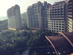 -三亚湾海居铂尔曼度假酒店