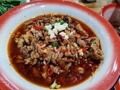 水煮肉片-老三样·美食研究中心(世贸路店)