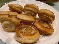 老济南油旋-闫府私房菜·百年鲁菜(恒隆店)