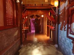 -暴风岛沉浸式体验馆(百联世纪店)