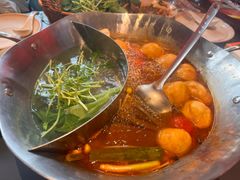 -由衷贵州酸汤牛肉火锅(新桥店)