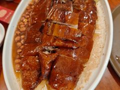 荔枝木烧鹅-东江渔村·古典园林·30年粤菜老字号(太和店)