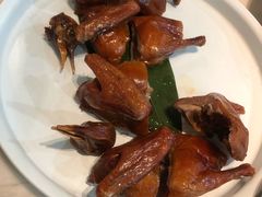 红烧乳鸽-汤城小厨(西直门凯德MALL店)