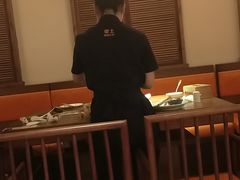 大堂-佬土鹅肠火锅(解放路店)
