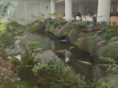 -罗红摄影艺术馆