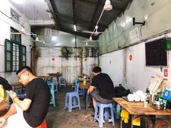 大堂-海口滨海新村143号海南老字号炒菜店