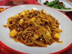 -冯烫烫跷脚牛肉·川菜小馆(武胜西街店)