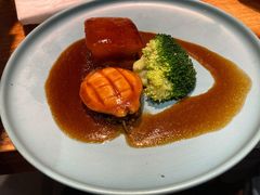 红烧肉扣鲍鱼-百里鲜·闽南家宴·福建菜