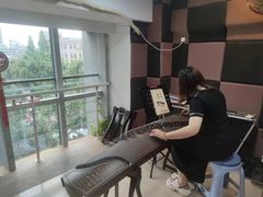 -琴芳艺所艺术培训.古筝钢琴