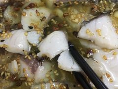 -黑皮酸菜鱼(三山街店)