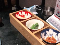 -山川小町·极番烧肉(新地假日广场店)