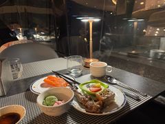 -亚洲国际大酒店·云顶阁旋转自助餐厅