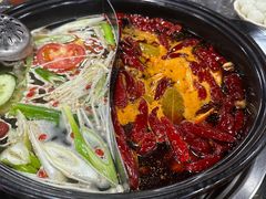-灌县老妈砂锅串串香(万科红生活广场店)