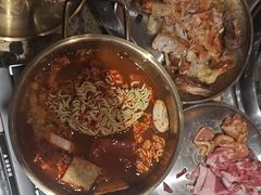-姜胖胖韩式自助烤肉(光明万达店)