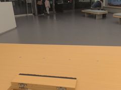 -华为授权体验店(中山公园来福士)