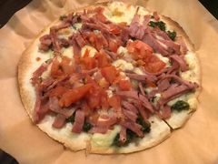 芝士咸肉阿根廷青酱披萨-The Cheebat 锌吧·Bistro(体育西店)