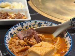 -山川小町·极番烧肉(新地假日广场店)