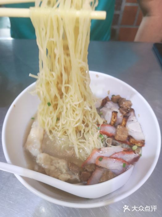亚明蟹肉面特大虾饺(สีลม)图片