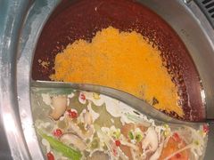 -季季红火锅(柳州城中万达二店)