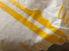 -麦当劳(展览馆店)