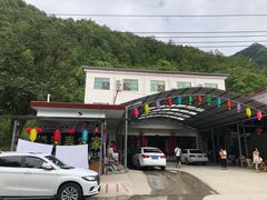 -尧山大峡谷漂流
