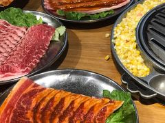 -青瓦炭韩潮烤肉(花园道店)