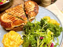 超级牛肉帕尼尼-O'mills Sourdough Bakery&Bistro(永嘉路店)