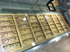 -潘多拉眼镜·蔡司依视路明月(潘家园店)