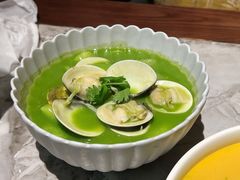 藤椒蛤蜊烩丝瓜-渔语鱼新川菜Bistro(万象天地店)