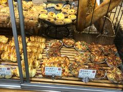 -苹果花园(南泉路店)