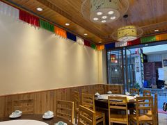 -乡土特色.冷锅鱼.牦牛肉汤锅