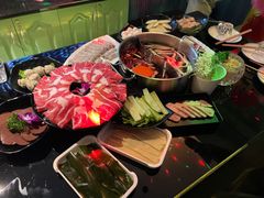 -唯爱KTV聚会餐厅(仙林东城汇店)