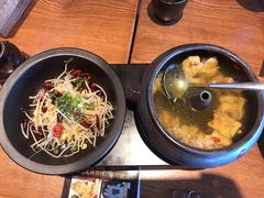-云海肴·汽锅鸡·云南菜(天山百盛优客店)