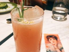 -théATRE 茶聚场(王府中環店)