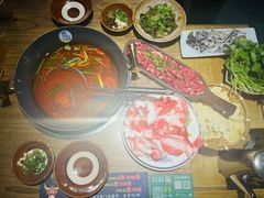 -贵厨酸汤牛肉(花果园国际中心店)