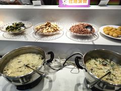 -梦航彩虹之约自助餐厅(华府天地店)