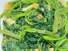 -香港新发烧腊茶餐厅(水围店)