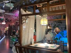 -韵秋荷(宝山龙湖天街店)