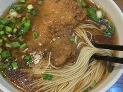 -朱鸿兴面馆(镇湖店)