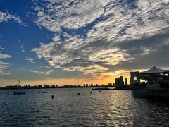-岁粤Moon·湖景餐厅(月光码头店)
