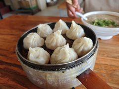 -罗卜李包子羊肉汤