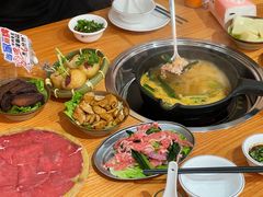 -黔三一夺夺粉酸汤火锅(百信店)