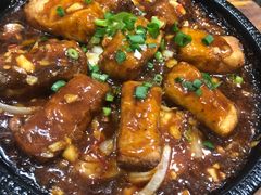 -临街徽菜馆·正宗黄山味